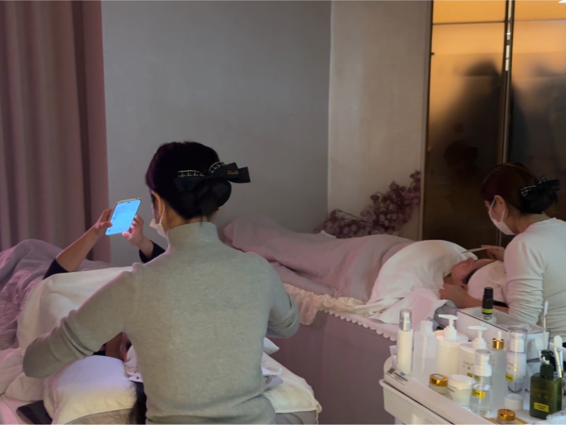 “美丽事业”的追梦人 在生活美容服务中绽放光芒